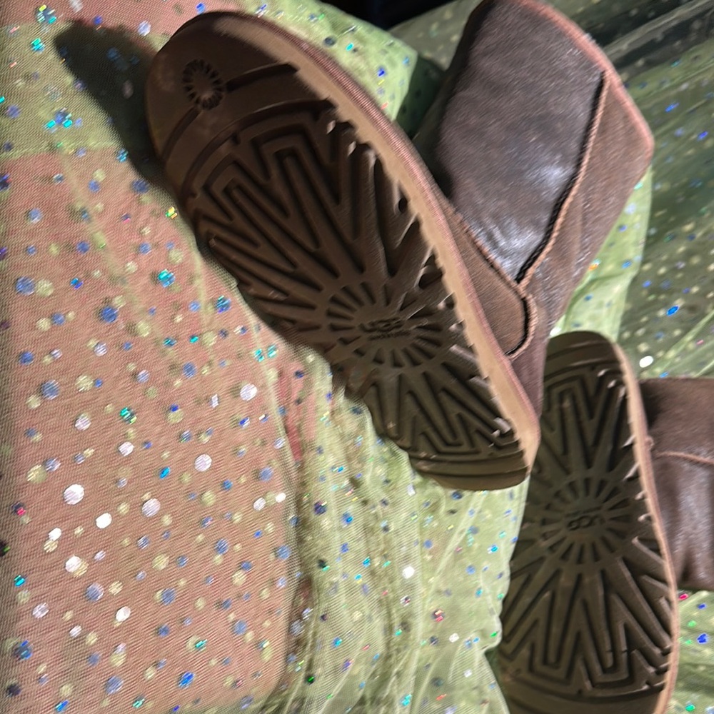 UGG Brown Sheepskin Boots - Picture 3 of 8